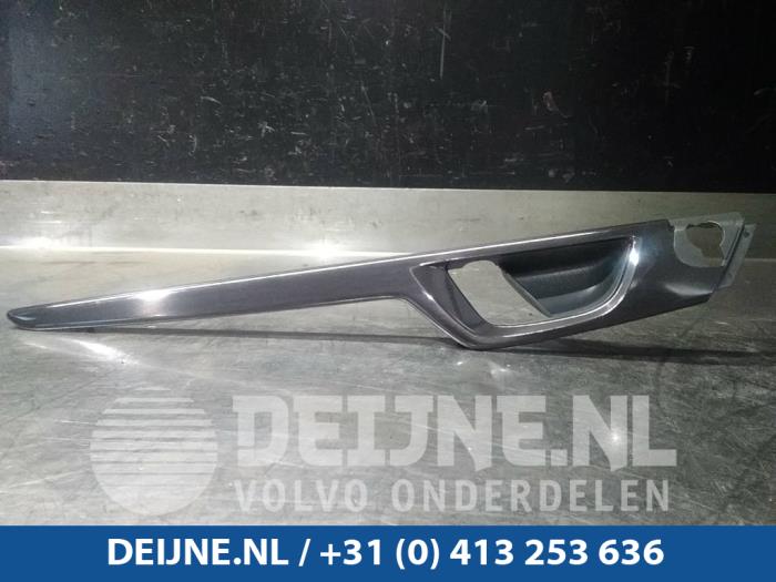 Portierbekleding 4Deurs links-voor - Volvo V70