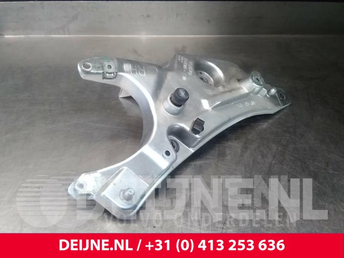 Volvo V90 Steun (diversen) O17110