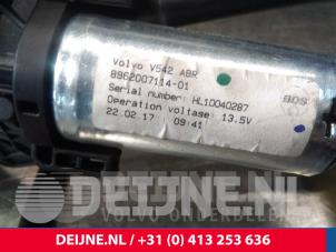 Volvo V90 Plane Kofferraum O17143 foto 2