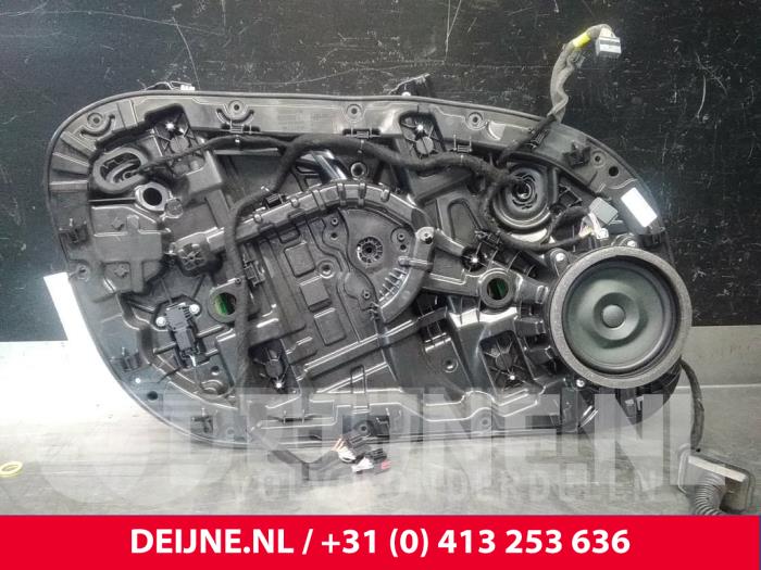 Volvo V90 Fenstermechanik 4-türig links vorne O17157