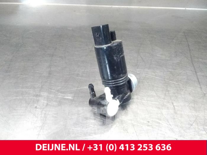 Volvo V90 Scheibensprüherpumpe vorne O17158