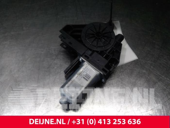 Volvo V90 Fenstermotor Tür O17202