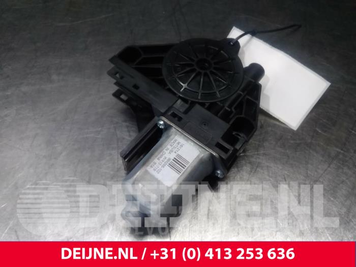 Volvo V90 Fenstermotor Tür O17203