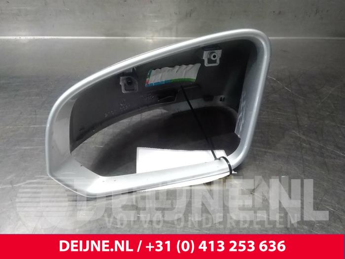Volvo V90 Spiegelkap links O17207