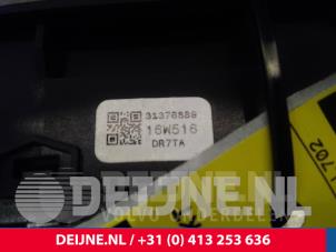 Volvo V90 Schakelaar achterklep O17209 foto 2