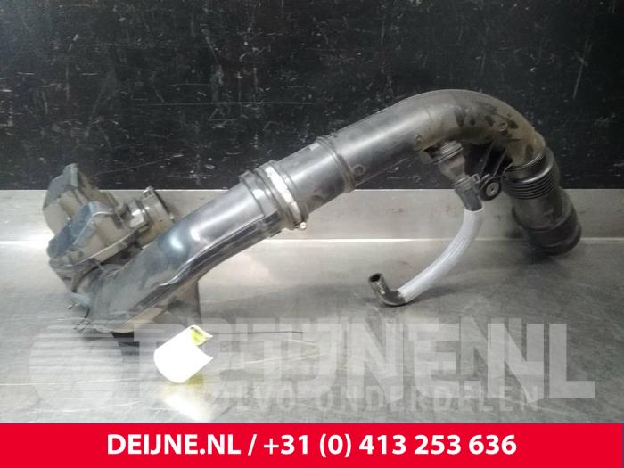 Volvo V90 Ansaugschlauch Luft O17218