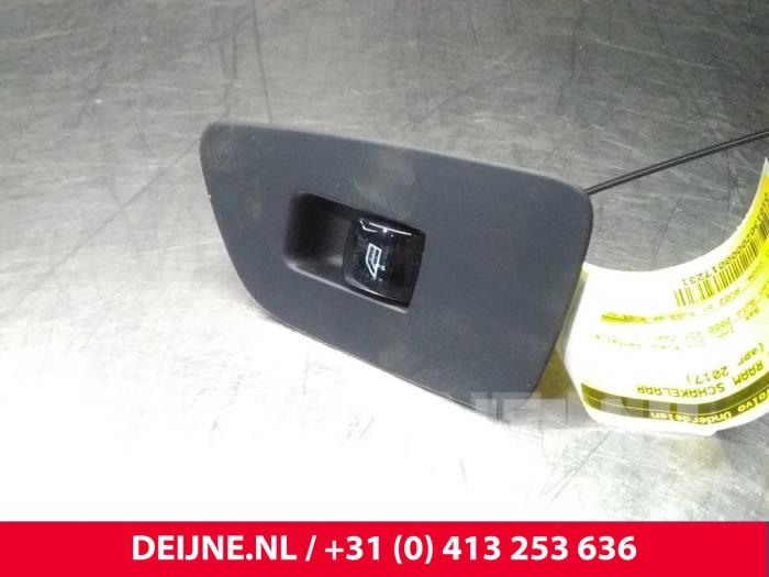 Volvo V90 Elektrisches Fenster Schalter O17231