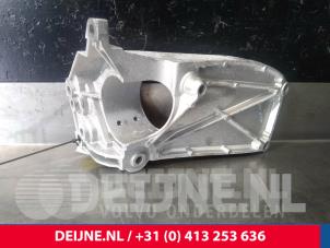 Volvo V90 Uitlaatsteun O17297 foto 3