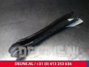 Volvo V90 Draagarm onder rechts-achter O17299 foto 2