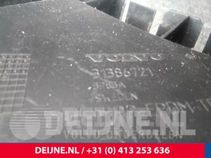 Volvo S60 Rear bumper bracket, right O17568 photo 3