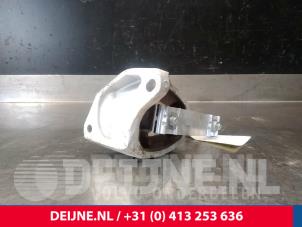 Volvo V60 Motorlager O17589 foto 2