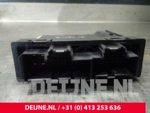 Volvo V60 Central door locking module O17605 photo 2