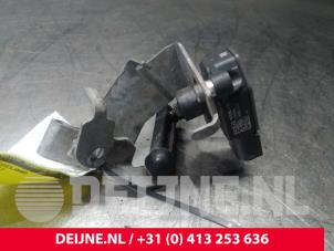 Volvo V60 Xenon hoogteregelaar O17615 foto 3