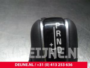 Volvo V60 Selectiehendel automaat O17653 foto 2