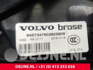 Volvo V60 Ruitmechaniek 4Deurs rechts-achter O17655 foto 2