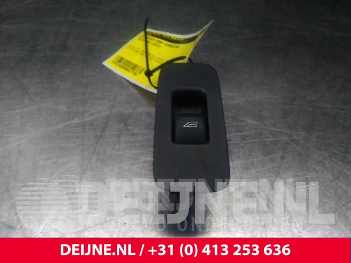 Volvo V40 Elektrisch Raam Schakelaar O17706