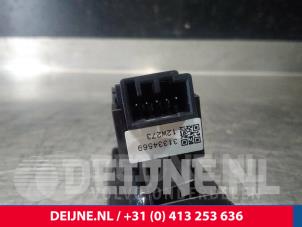Volvo V40 Electric window switch O17706 photo 2