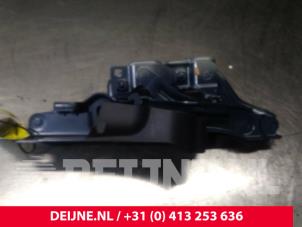 Volvo V90 Motorhaube Scharnier O17715 foto 2