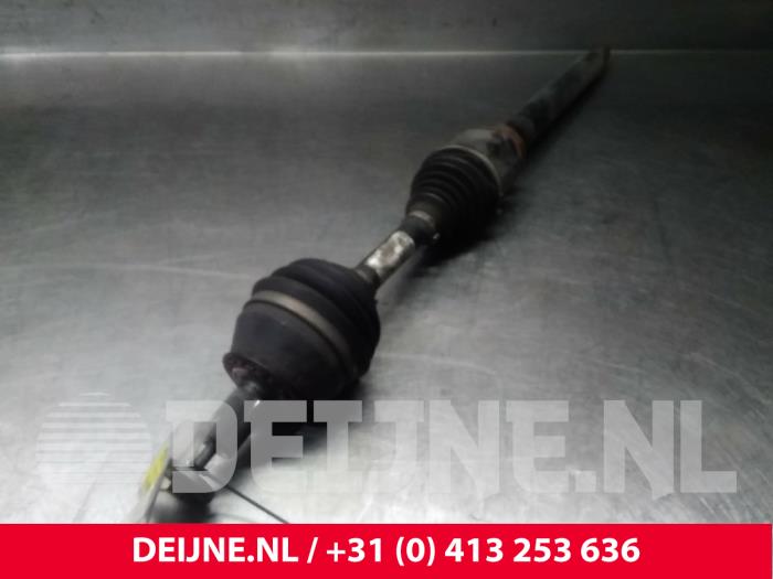 Volvo V60 Antriebswelle rechts vorne O17881