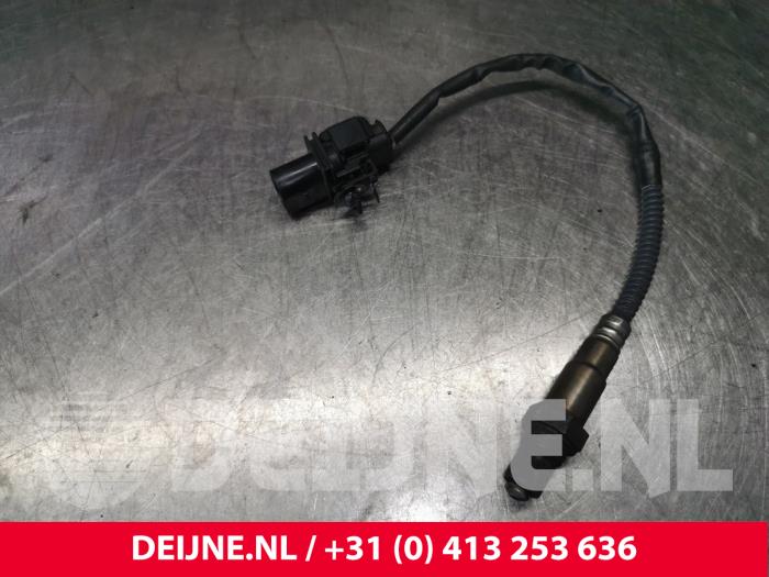 Gebruikte Lambda Sonde Volvo V60 I (FW/GW) 2.0 D3 20V Prijs € 50,00 Margeregeling aangeboden door van Deijne Onderdelen Uden B.V.