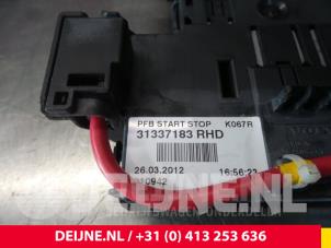 Volvo V60 Start/Stop computer O18389 foto 3