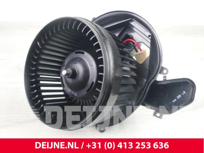 Volvo XC90 Kachel Ventilatiemotor O18401
