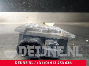 Volvo V40 Cooling fan resistor O18449 photo 2