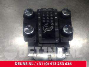 Volvo V40 Heater control panel O18641 photo 2