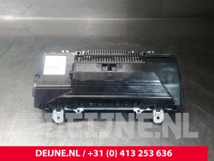 Volvo XC90 Tacho - Kombiinstrument KM O18958 foto 2