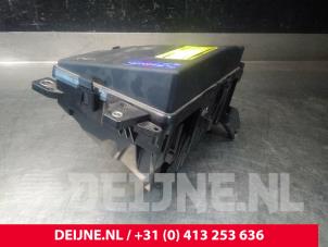 Volvo XC90 Fuse box O18977 photo 2
