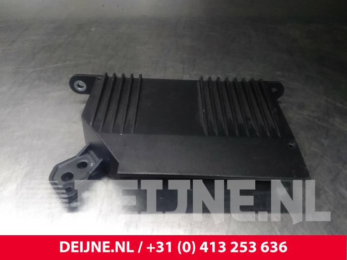 Volvo XC90 Radio versterker O18998
