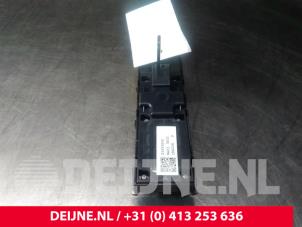 Volvo XC90 Electric window switch O19000 photo 2