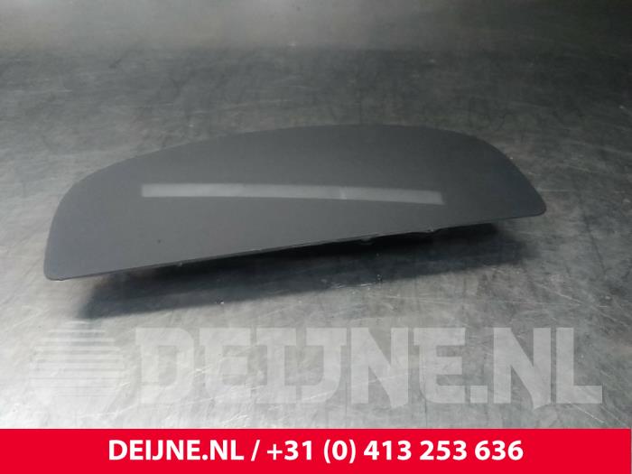 Gebruikte Display Interieur Volvo XC90 II 2.0 T8 16V Twin Engine AWD Prijs € 75,00 Margeregeling aangeboden door van Deijne Onderdelen Uden B.V.