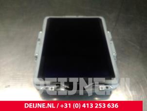 Gebruikte Display Multi Media regelunit Volvo XC90 II 2.0 T8 16V Twin Engine AWD Prijs € 450,00 Margeregeling aangeboden door van Deijne Onderdelen Uden B.V.