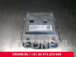 Volvo XC90 Display Multi Media regelunit O19117 foto 2