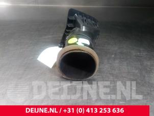 Volvo V70 Dashboard vent O19390 photo 2