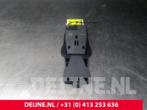 Volvo V40 Brake assist sensor O19713 photo 2