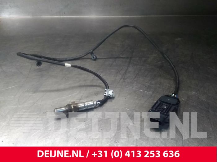 Lambda Sonde van een Volvo XC90 II 2.0 D5 16V AWD 2019