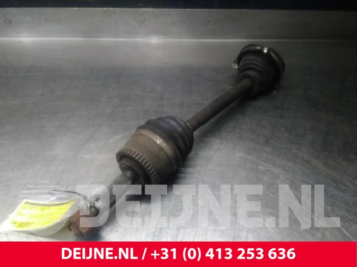 Gebruikte Pomp Servo Volvo V40 (VW) 1.8 16V Prijs € 50,00 Margeregeling aangeboden door van Deijne Onderdelen Uden B.V.