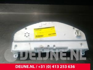 Volvo V70 Tacho - Kombiinstrument KM O19920 foto 2