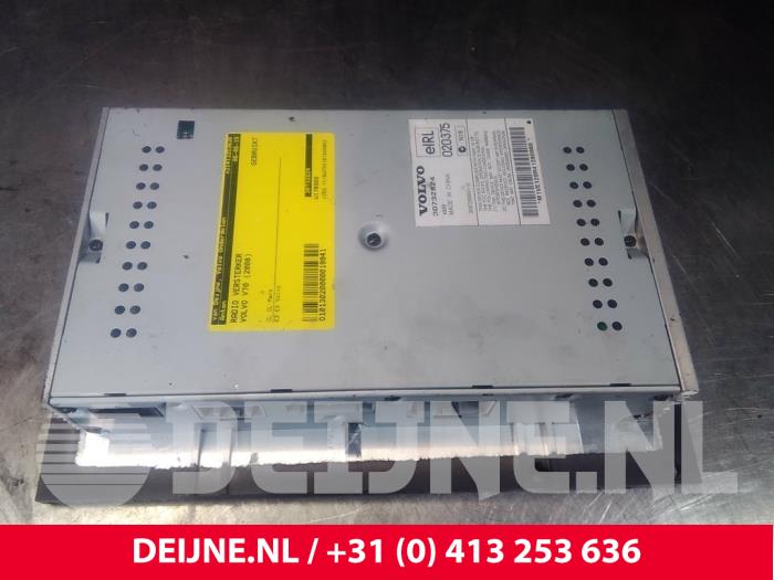 Volvo V70 Radio versterker O19941