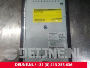 Volvo V70 Radio amplifier O19941 photo 3
