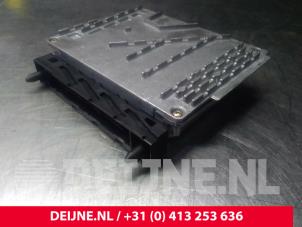 Volvo V70/S70 Engine management computer O19981 photo 2