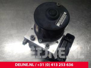 Gebruikte ABS Pomp Volvo C70 (MC) 2.4i 20V Prijs € 65,00 Margeregeling aangeboden door van Deijne Onderdelen Uden B.V.