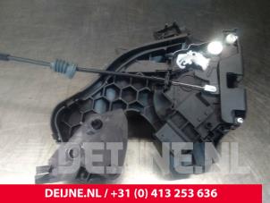 Volvo V50 Rear door mechanism 4-door, right O20243 photo 3