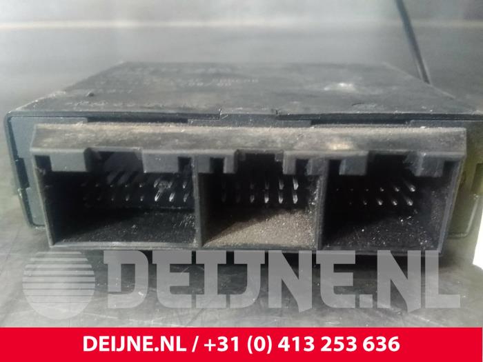Volvo V70 PDC Module O20366