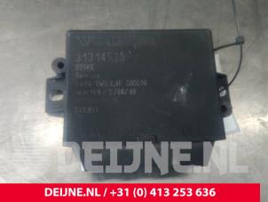 Volvo V70 PDC Module O20366 photo 3