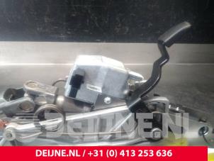 Volvo XC90 Steering column housing O20559 photo 2