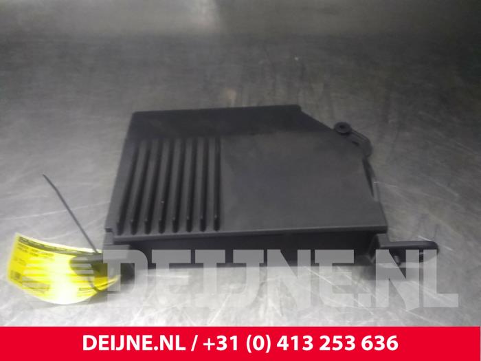 Volvo XC90 Radioverstärker O20702