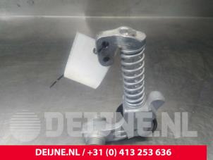 Volvo XC90 Drive belt tensioner O20741 photo 2
